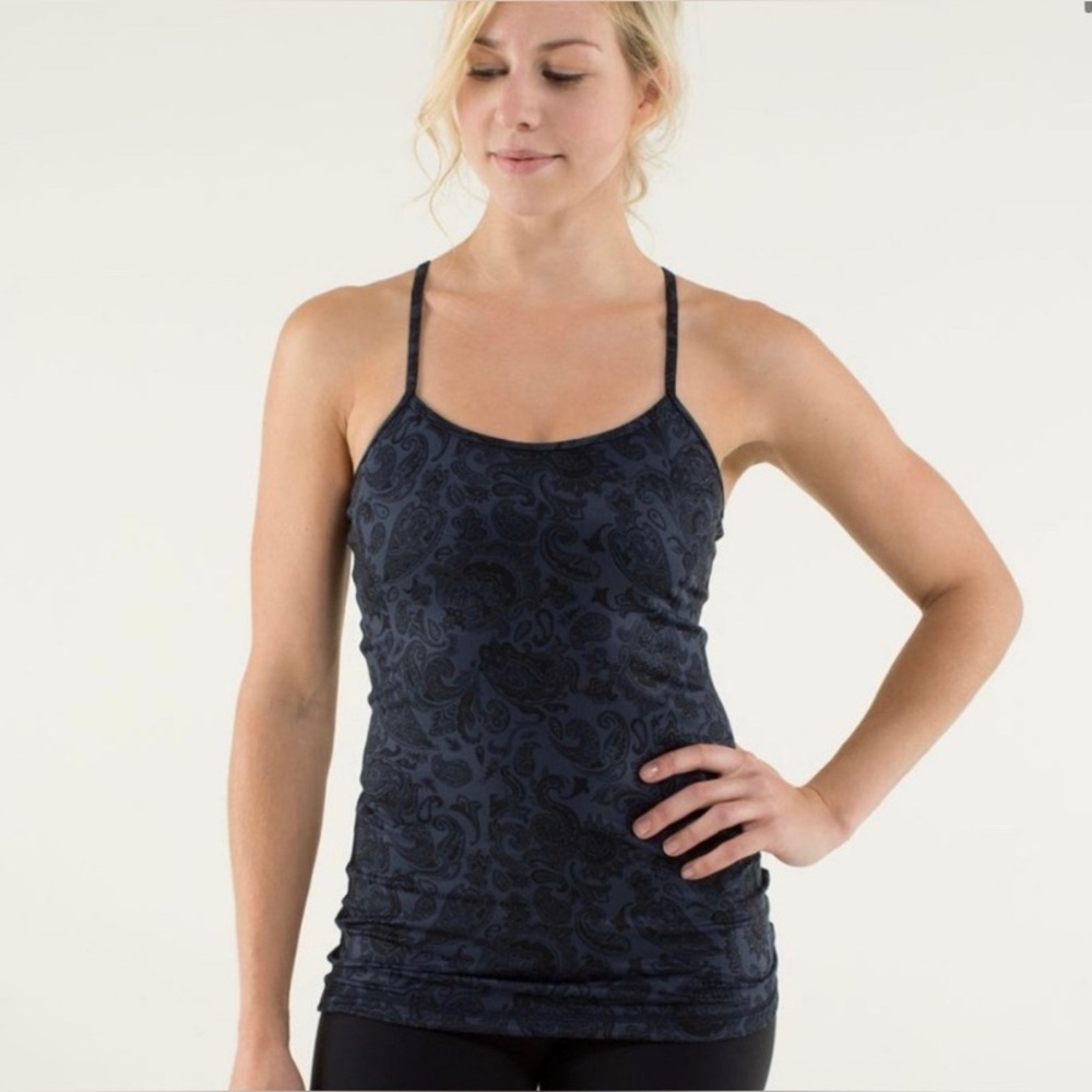 Lululemon power y top blue paisley size 10, Paisley Inkwell / Black